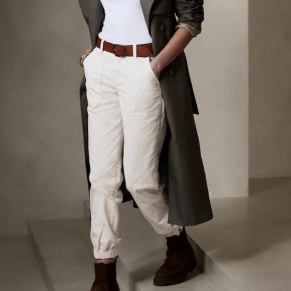 Banana Republic Cream Ankle Pants joggers 6 petite - Picture 6 of 7